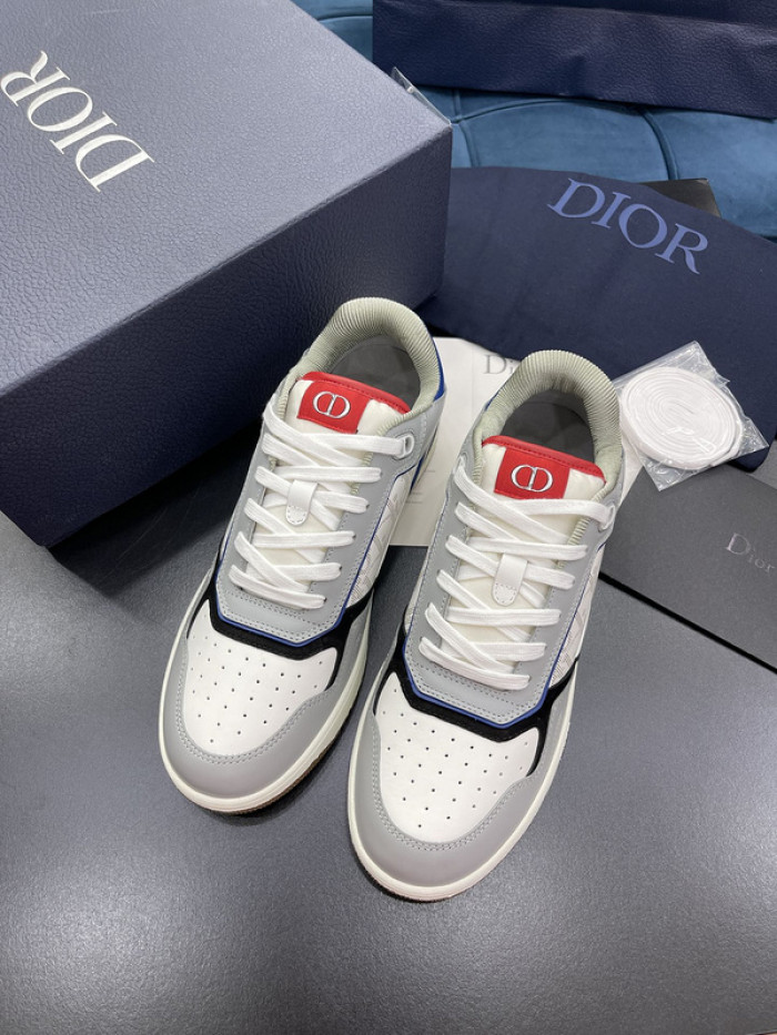 D10R B27 Sneaker