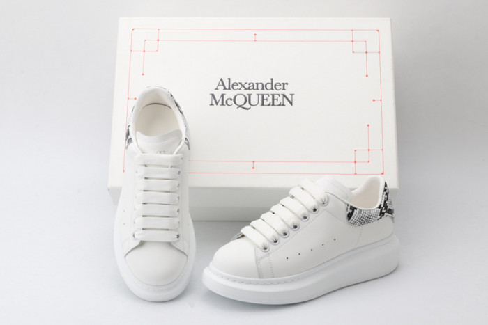 MQ Sneakers