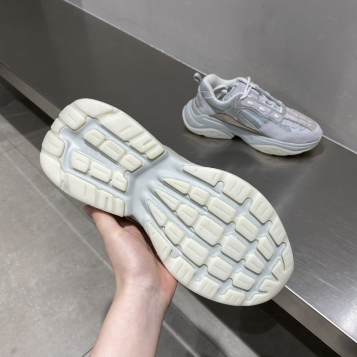AM1R1 Sneakers