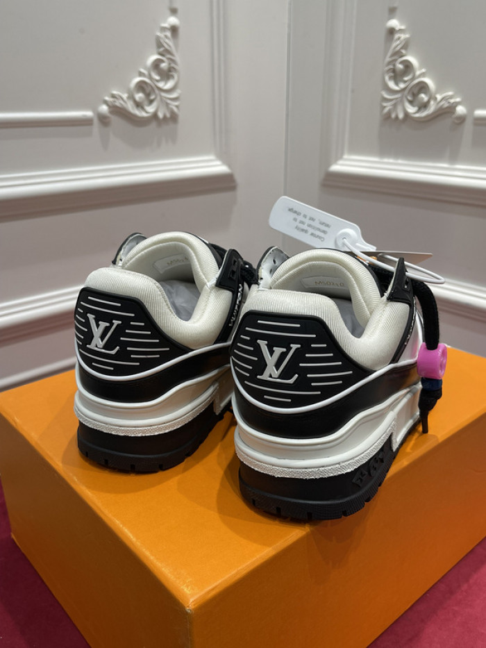 D00G7 Lou1su1tt SNEAKER LOW