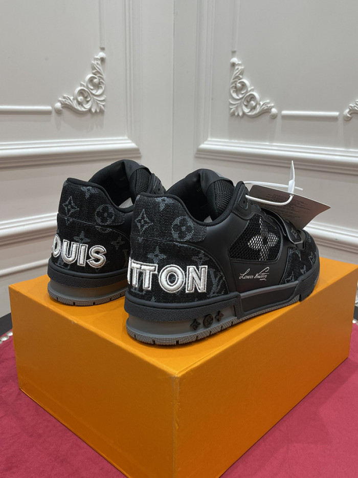 D00G7 Lou1su1tt SNEAKER LOW
