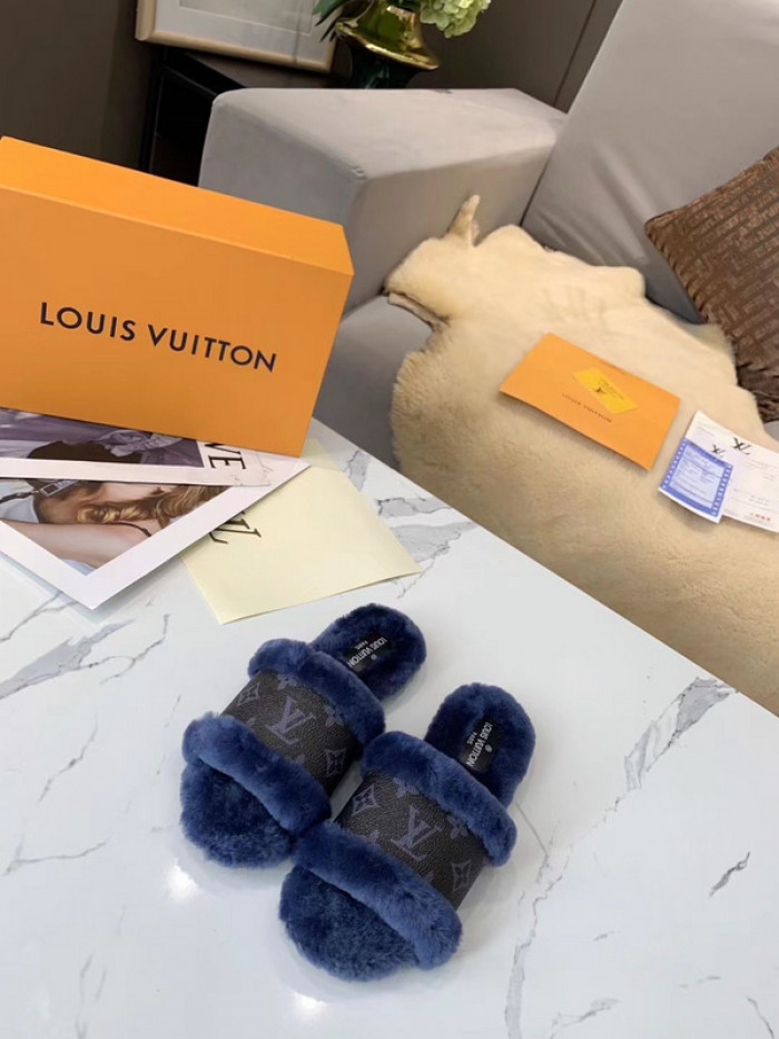 Lou1su1tt slides