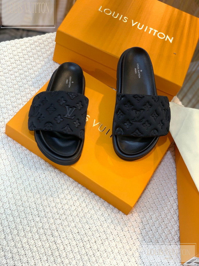 Lou1su1tt slides