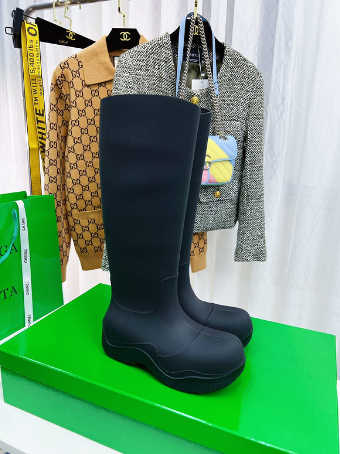 bo*te*ga Ve*ne*ta boots