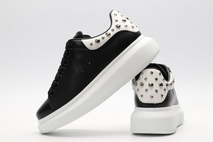 MQ Sneakers
