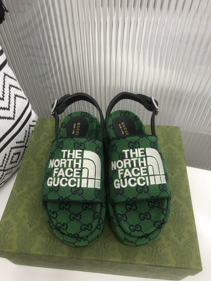 Gu66 SLIPPERS