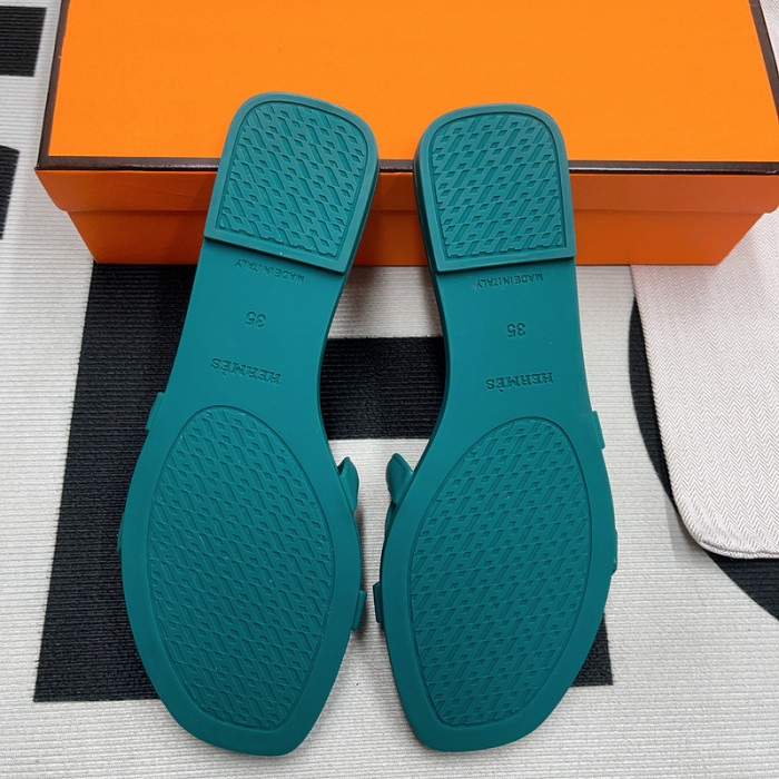 Hemr3 Slippers
