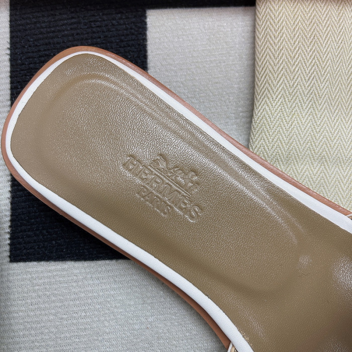 Hemr3 Slippers