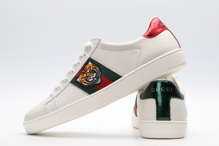 Gu66 Ace Embroidered Low-Top Sneaker