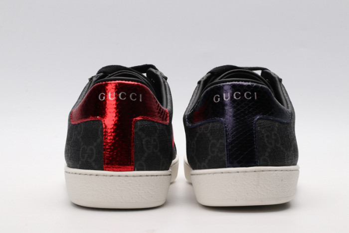 Gu66 Ace Embroidered Low-Top Sneaker