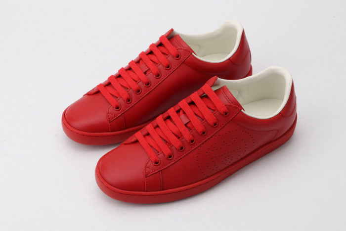 Gu66 Ace Embroidered Low-Top Sneaker