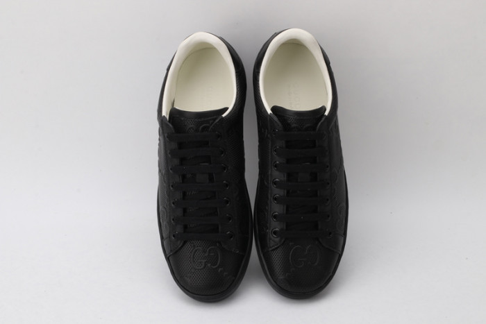 Gu66 Ace Embroidered Low-Top Sneaker
