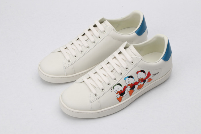 Gu66 Ace Embroidered Low-Top Sneaker