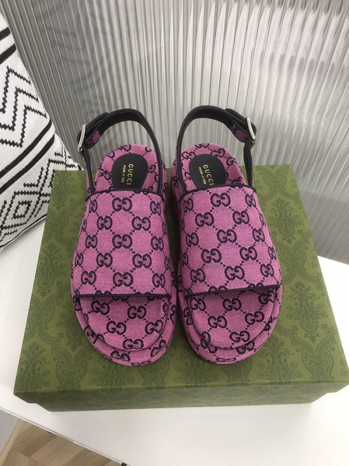 Gu66 SLIPPERS