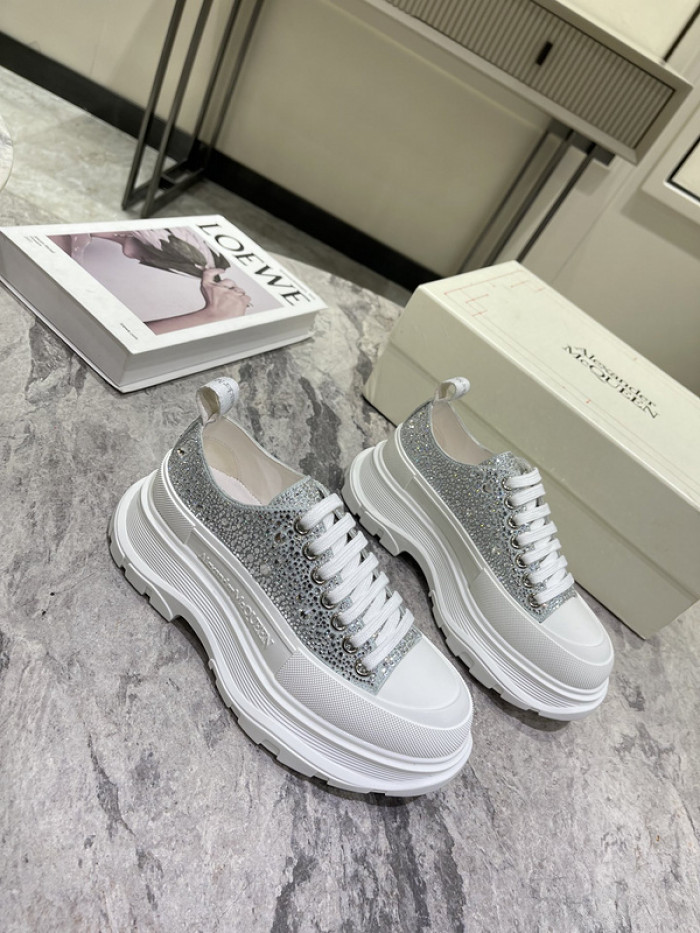 MQ Sneakers