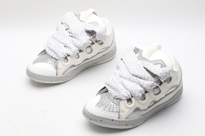 LANEVN Sneakers