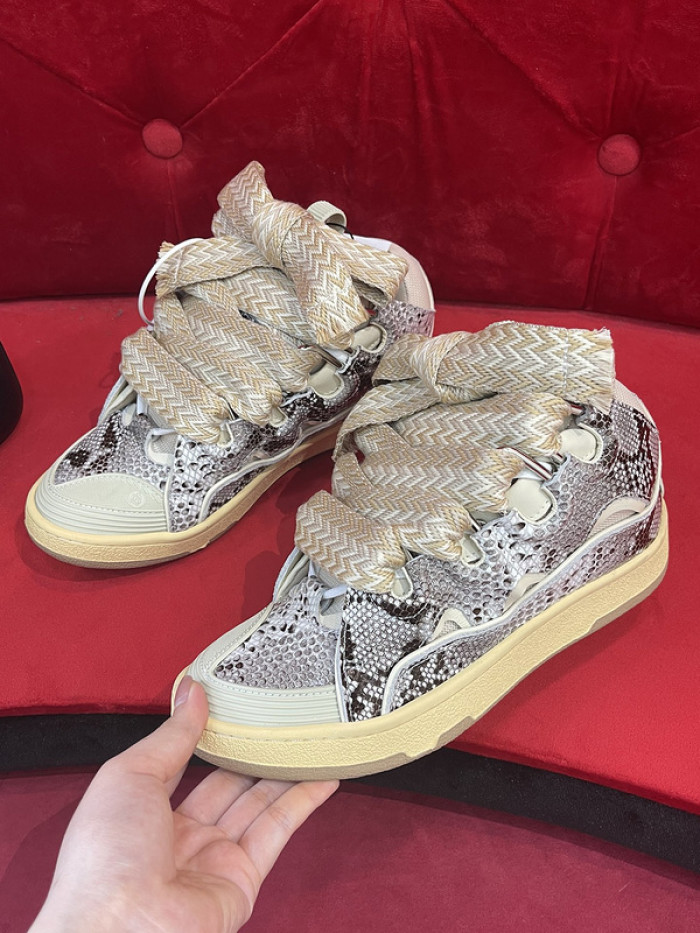 LANEVN Sneakers