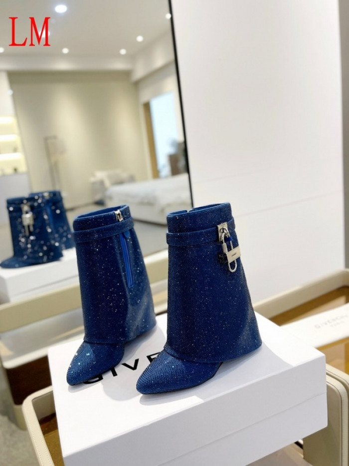 G1VENCHY BOOTS