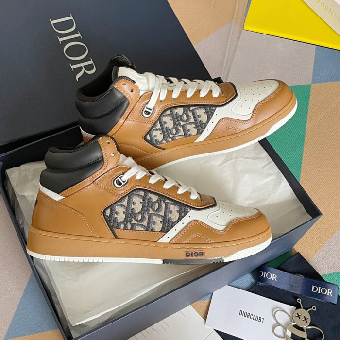 D10R B27 Sneaker