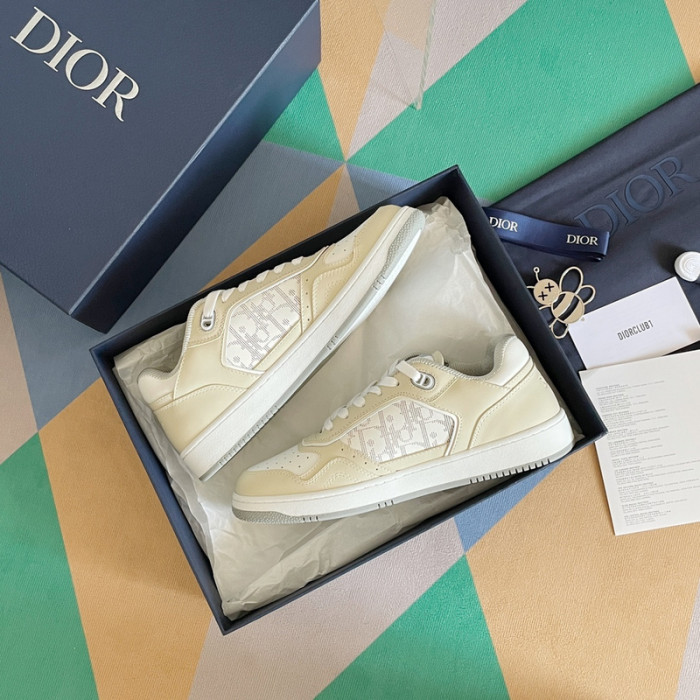 D10R B27 Sneaker