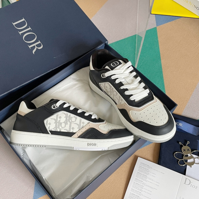 D10R B27 Sneaker