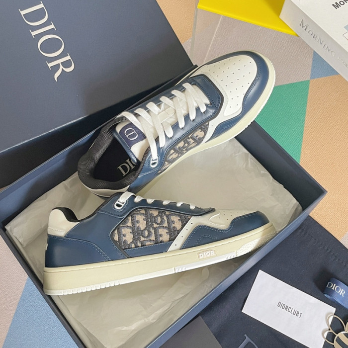 D10R B27 Sneaker