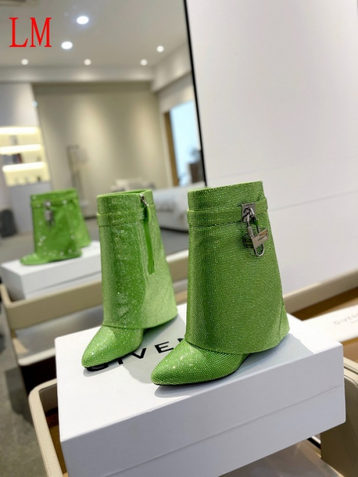 G1VENCHY BOOTS