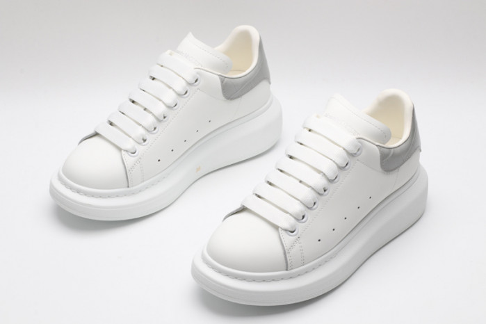 MQ Sneakers