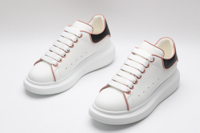 MQ Sneakers