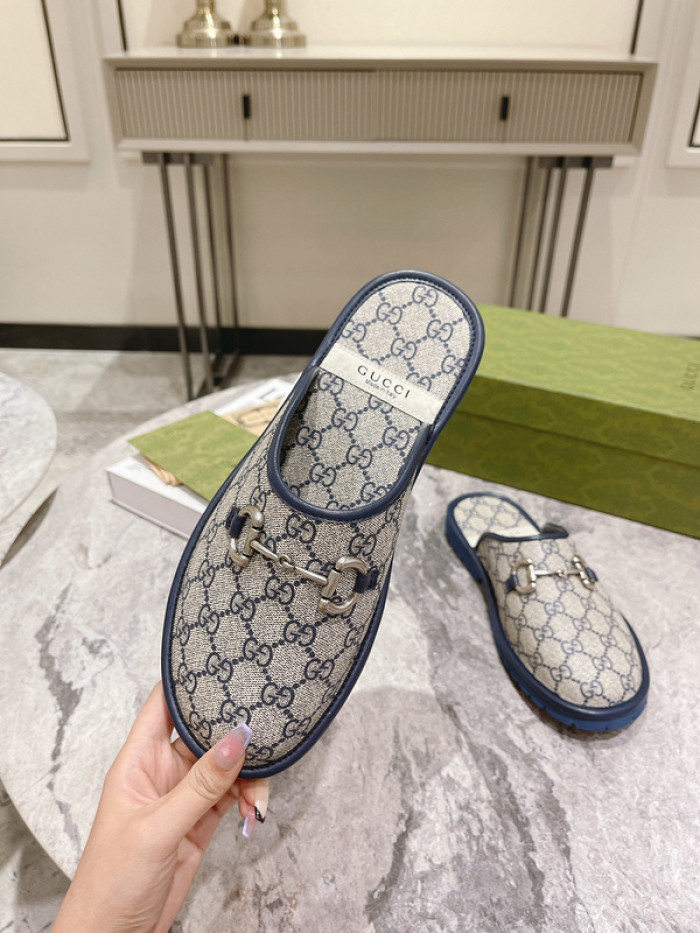Gu66 SLIPPERS