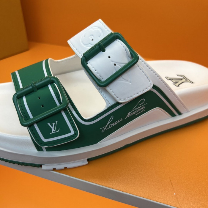 Lou1su1tt slides