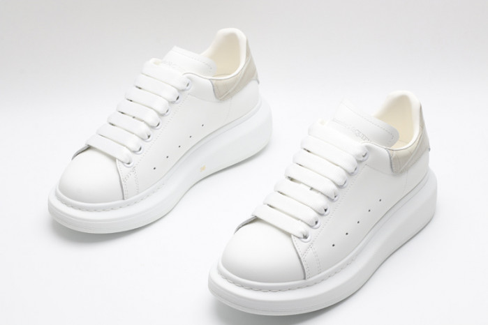 MQ Sneakers