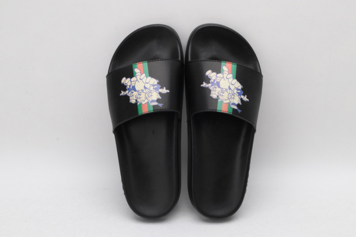 Gu66 SLIPPERS