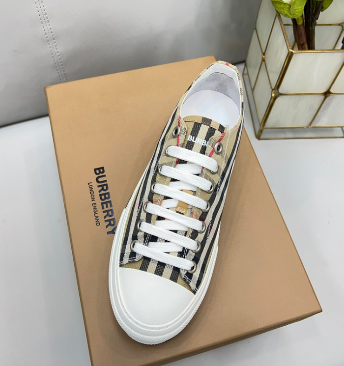 BUR SNEAKER