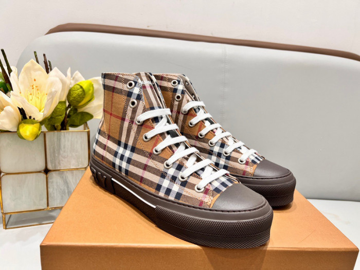 BUR SNEAKER