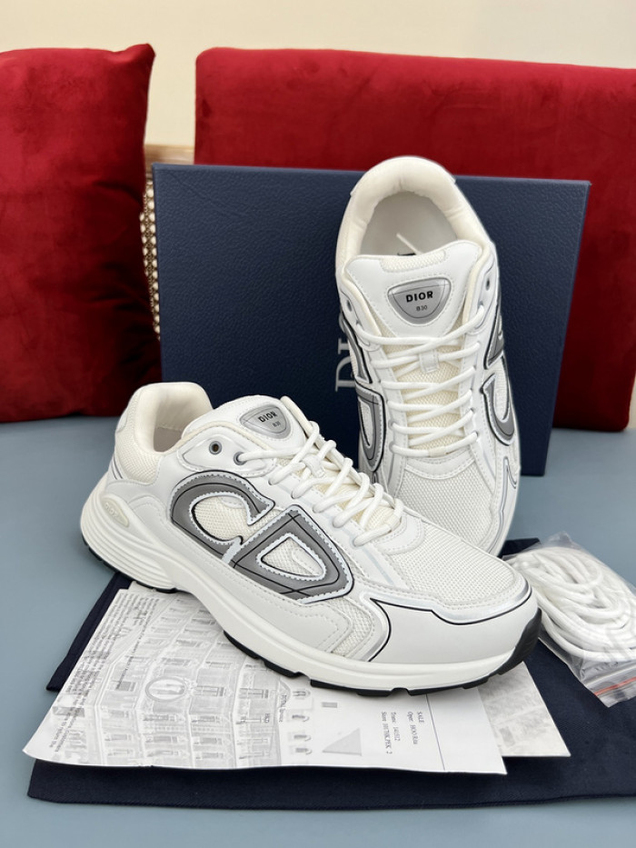 D10R B30 SNEAKER