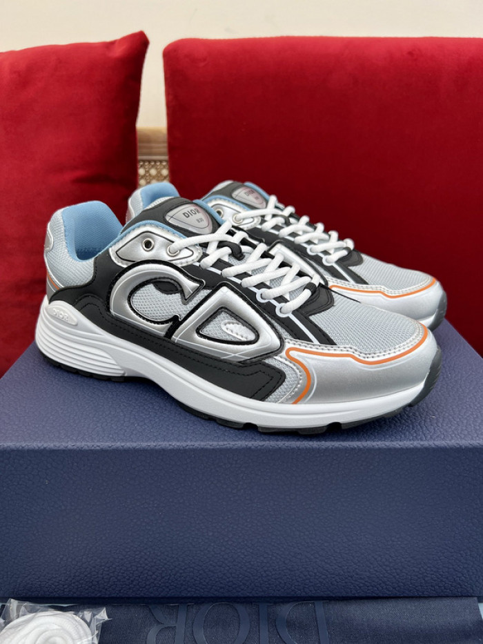 D10R B30 SNEAKER