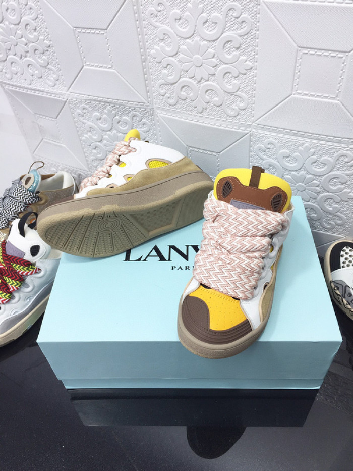 LANEVN Sneakers