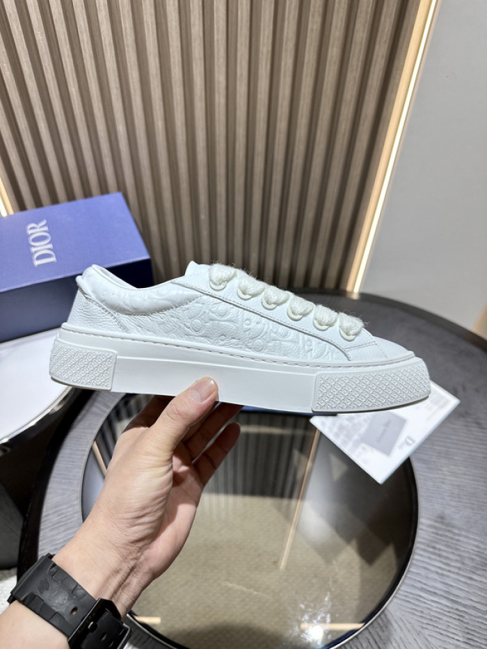 D10R B33 Sneaker