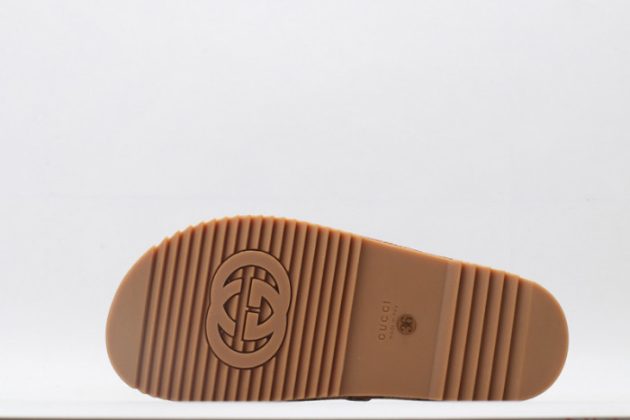 Gu66 SLIPPERS