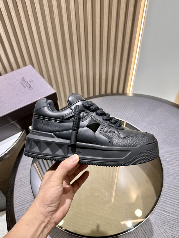 Valnetin0 One Stud Low-Top