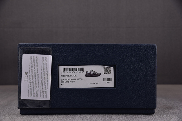 D10R B30 SNEAKER