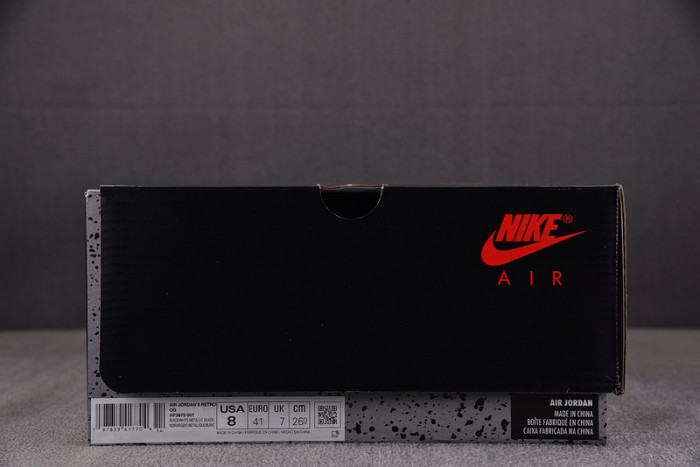 Air Jordan 5 “Black Metallic Reimagined”HF3975-001