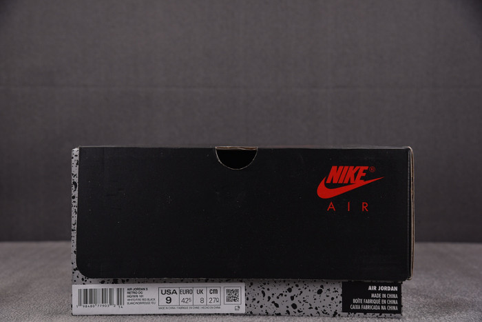 Jordan 5 Retro Fire Red Black Tongue (2025) - HQ7978-101