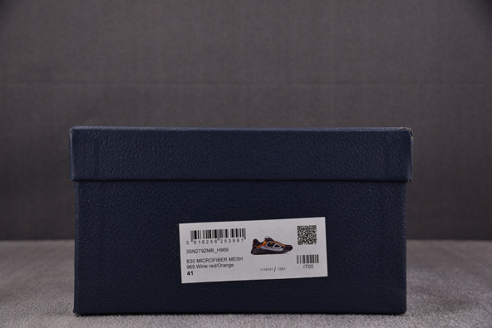 D10R B30 SNEAKER