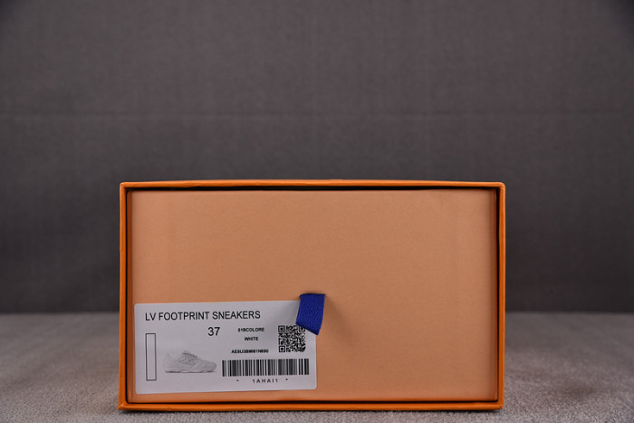 Lou1su1tt Footprint Soccer White Grey