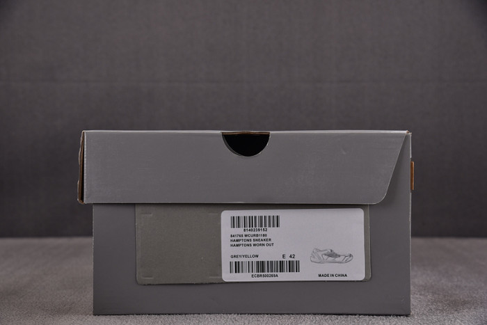 BLCG Hamptons Worn-out Sneaker 841765 WCURB 1180
