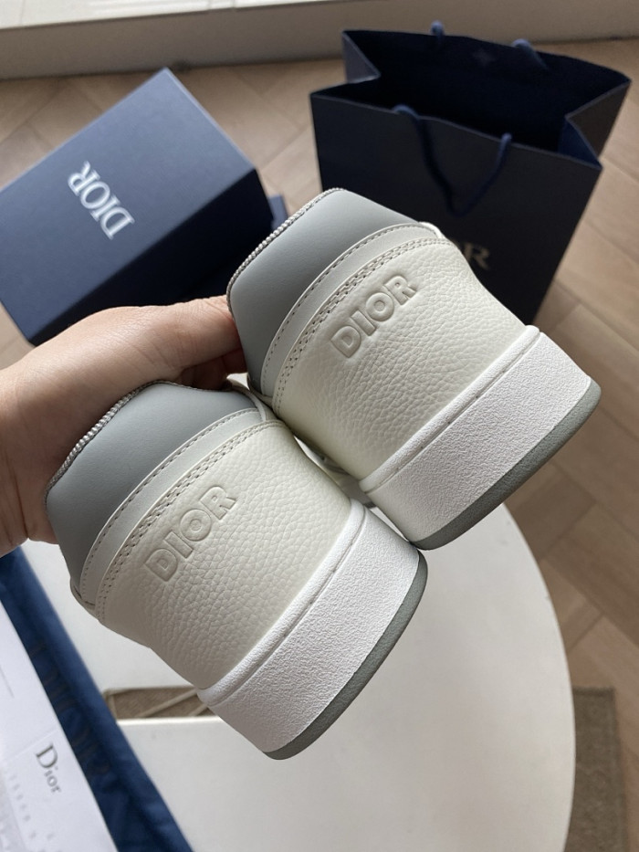 D10R B27 Sneaker
