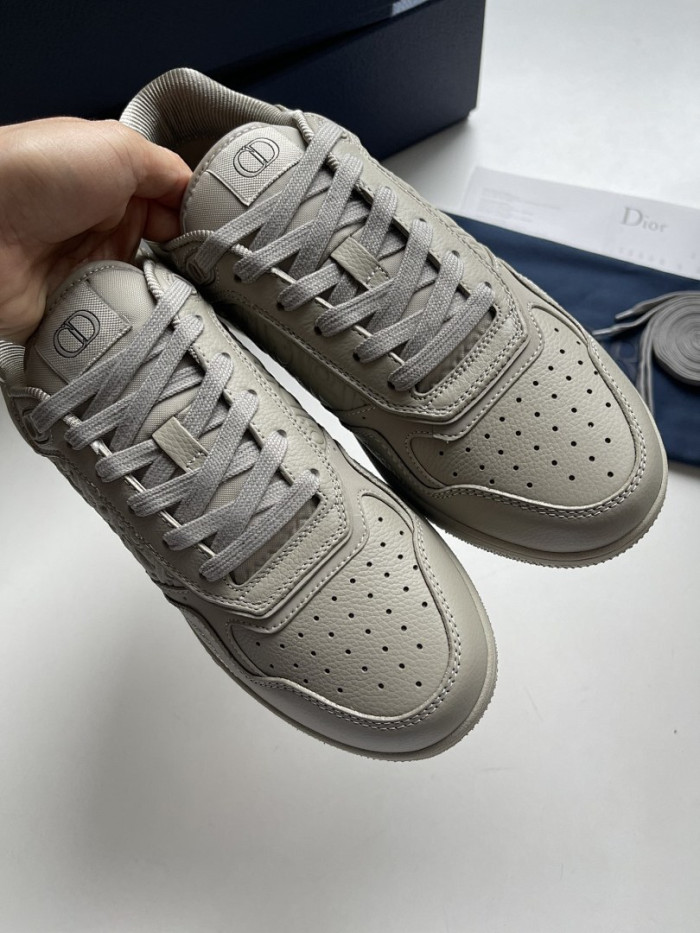 D10R B27 Sneaker