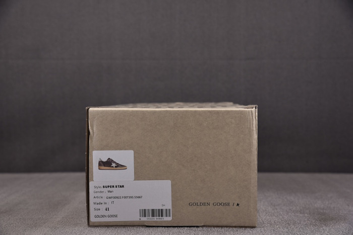 GGDB Low-Top Shoes